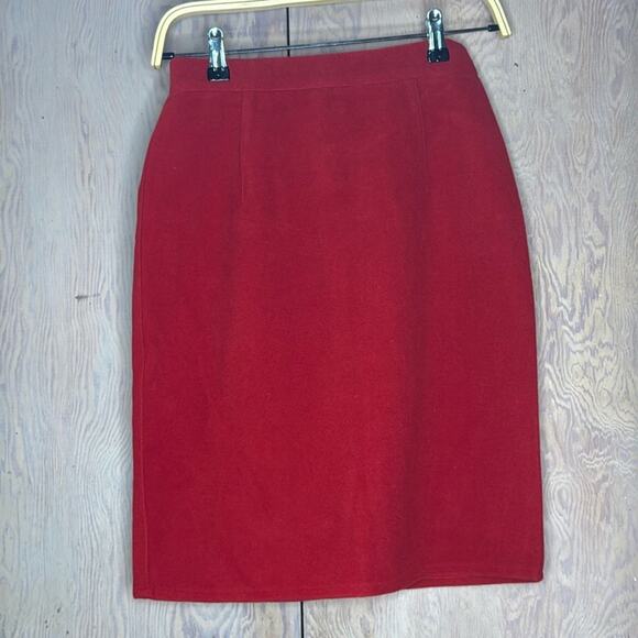 Vintage NWT Umberto Ginocchietti Women's Red Midi Pencil Skirt - Picture 1 of 6